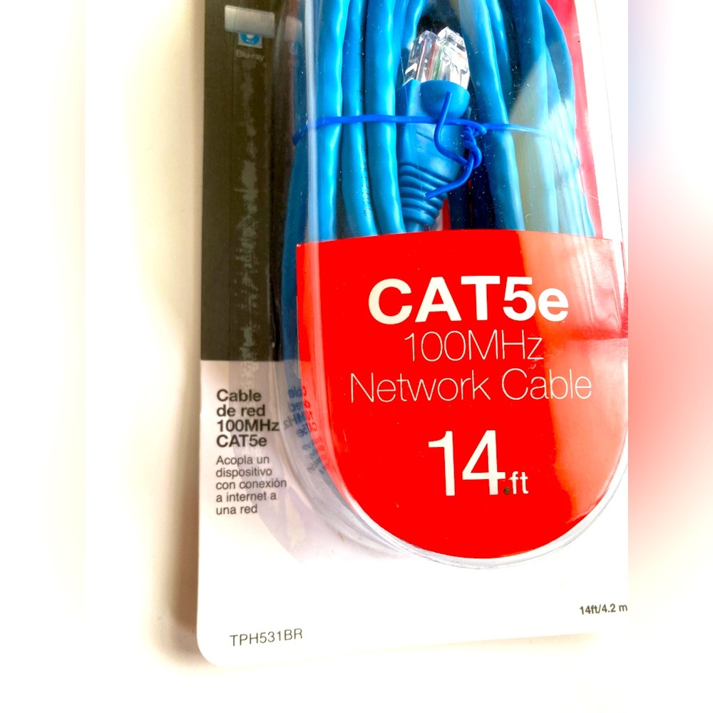 NEW RCA CAT 5e 100 MHz Network Cable, 14 ft. - Blue (TPH531BR) - Picture 3 of 4